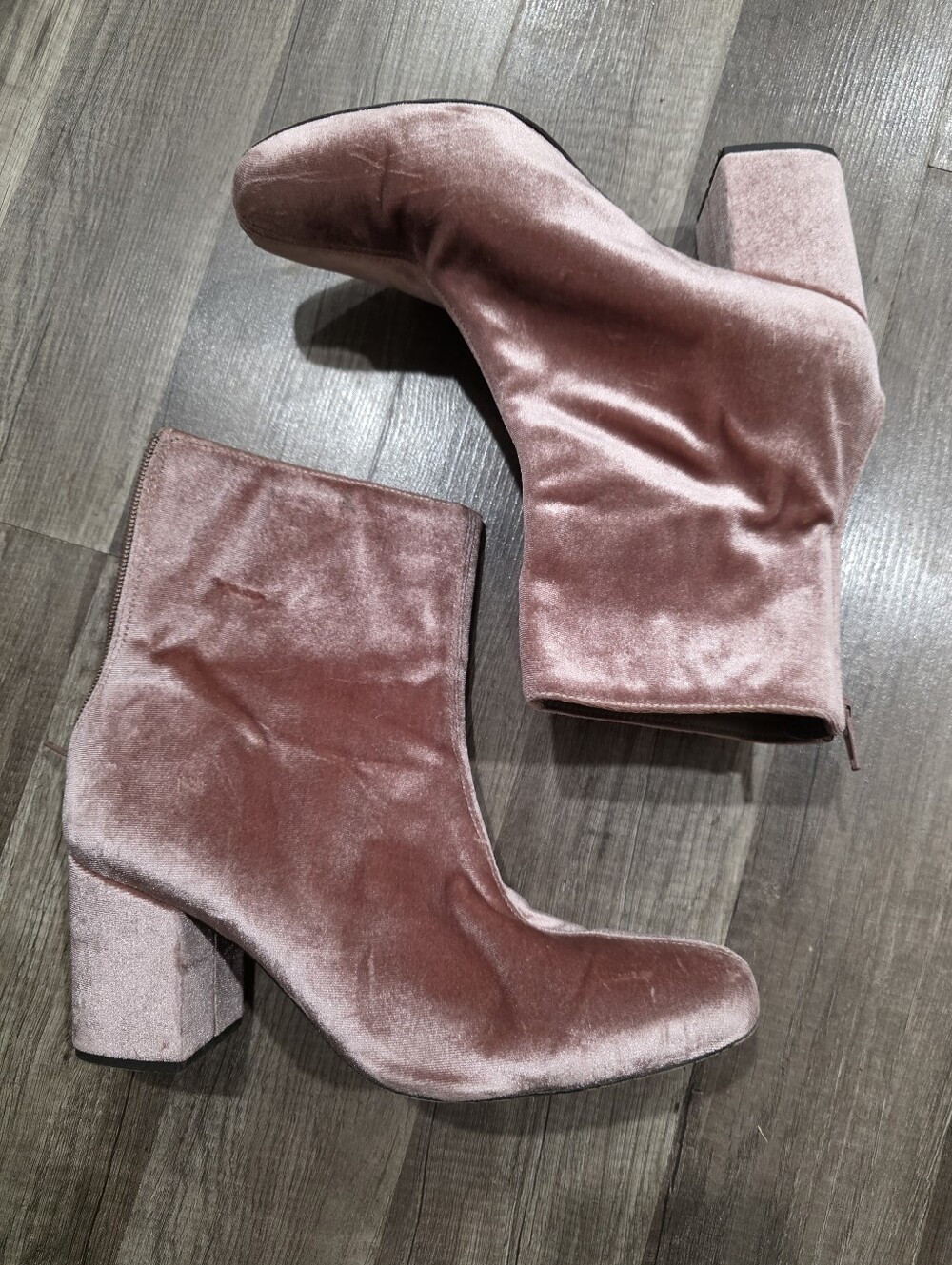Free People Boho Cecile Women's Pink Velvet Block Heel Ankle Boots Balletcore - Picture 2 of 8
